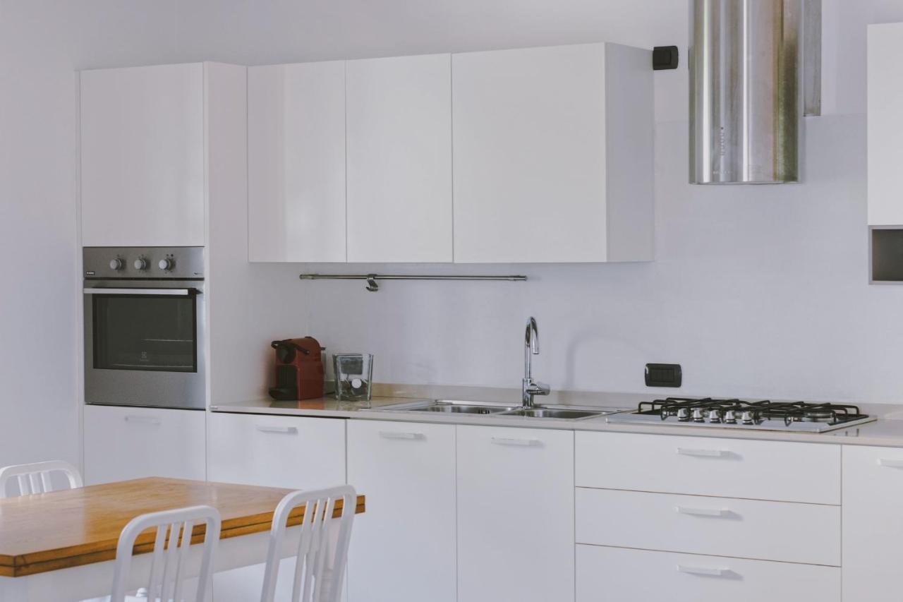 Casa Lobe - Charming Apartment In Village Centre La Morra Kültér fotó